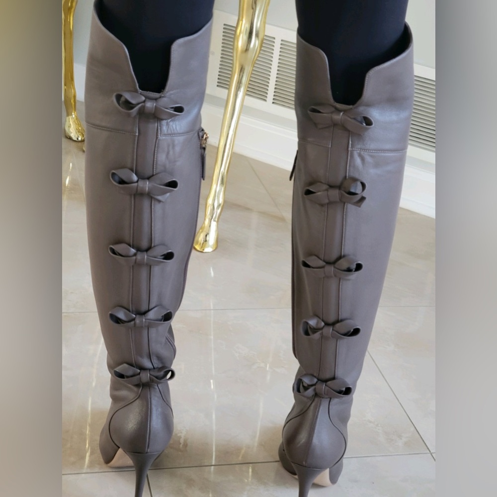 Valentino gray boots size 8.5. Amazing condition